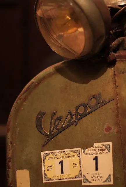 Can Vespa Girona Apartment